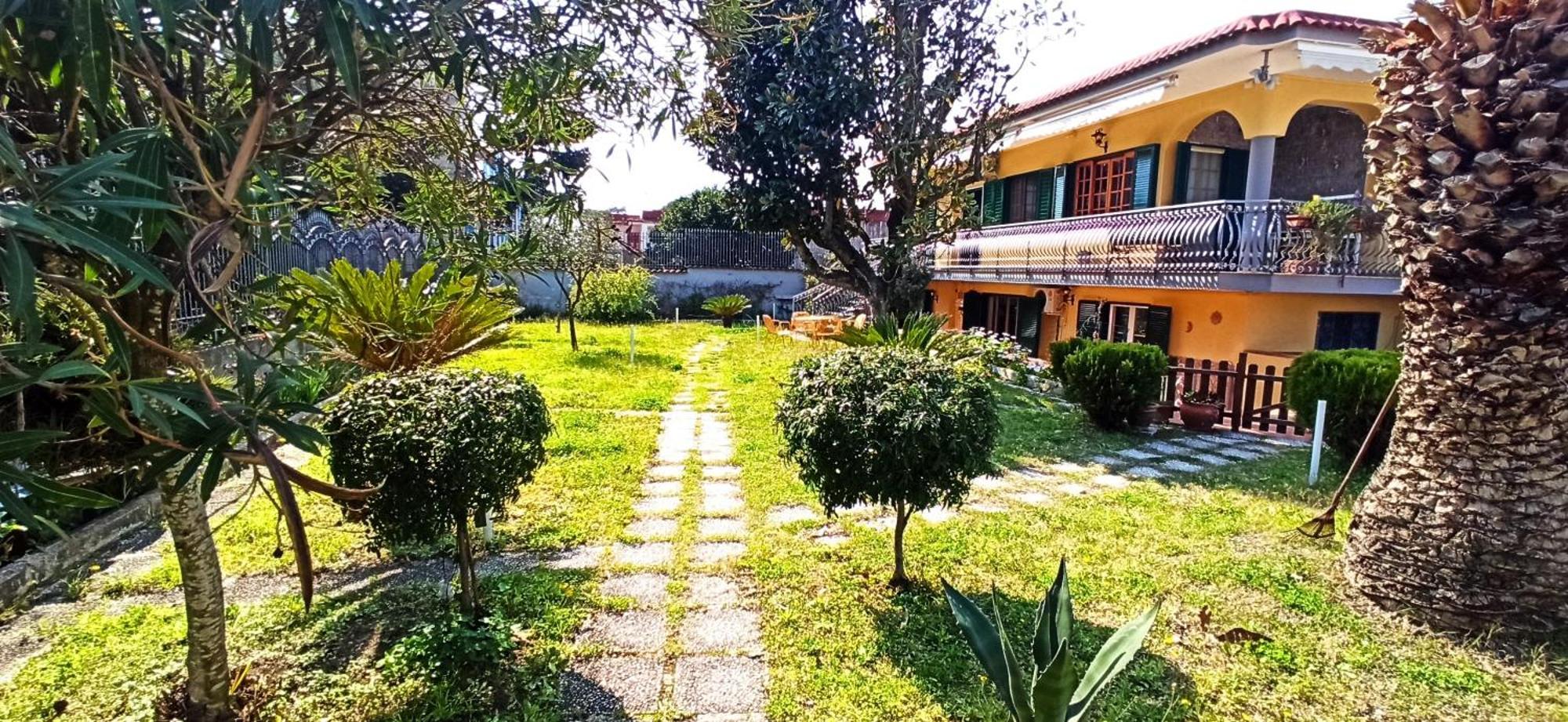 I Giardini Di Plinio - Elegante E Luminoso. Apartman Boscoreale Kültér fotó